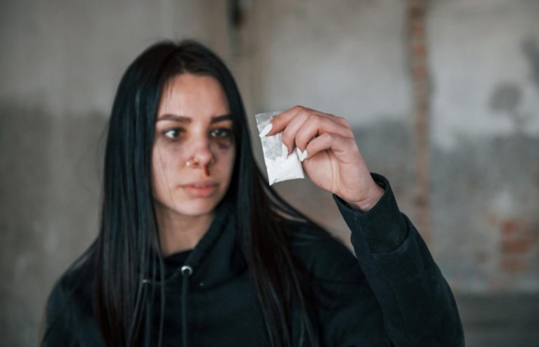 Blog 3 O Que As Pessoas Buscam Nas Drogas 1